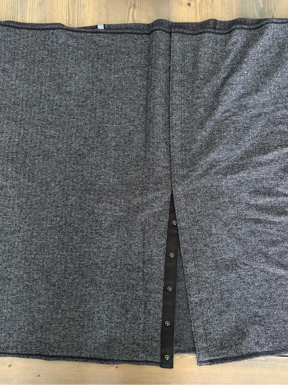 Lululemon Vinyasa Scarf- Gray Textured Knit with Snap Placket